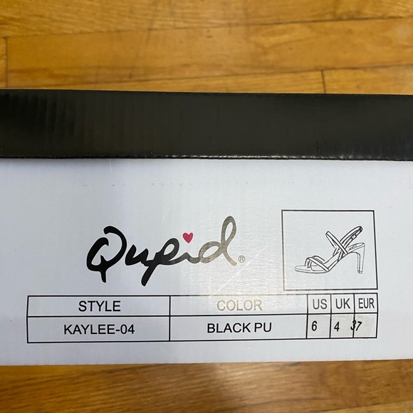 Black Strappy Slingback Heels - Picture 4 of 4